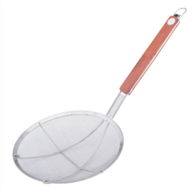 205mm(D) S/Steel Coarse Skimmer with Wooden Handle